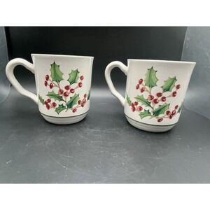 Vintage Sango White Christmas  Red Berries & Holly, Korea 12 Oz Mugs‎